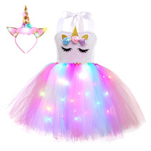 Charger l'image dans la galerie, đ Robe Licorne Lumineuse â Ădition Féérique de NoĂ«l âš