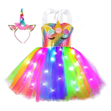 Charger l'image dans la galerie, đ Robe Licorne Lumineuse â Ădition Féérique de NoĂ«l âš