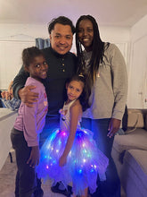 Charger l&#39;image dans la galerie, 🎄 Robe Licorne Lumineuse – Édition Féérique de Noël ✨
