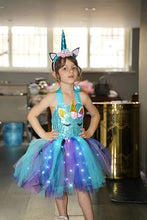 Charger l&#39;image dans la galerie, 🎄 Robe Licorne Lumineuse – Édition Féérique de Noël ✨
